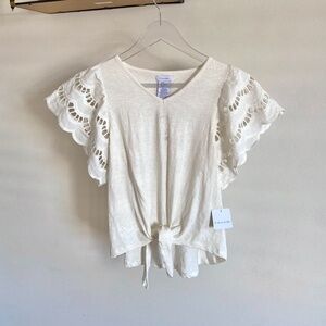 🪞 NWT tahari crochet sleeve tie front v neck short sleeve shirt top